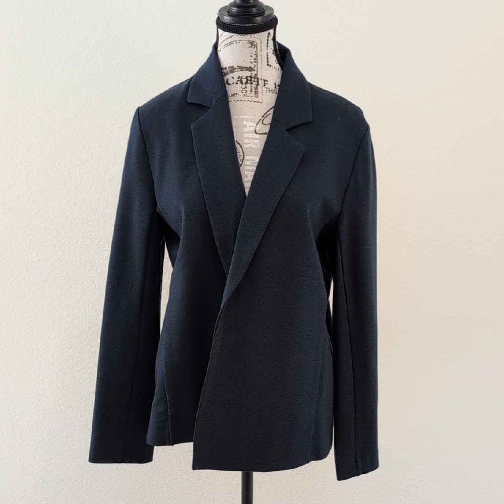 Eileen Fisher Classic Black Blazer